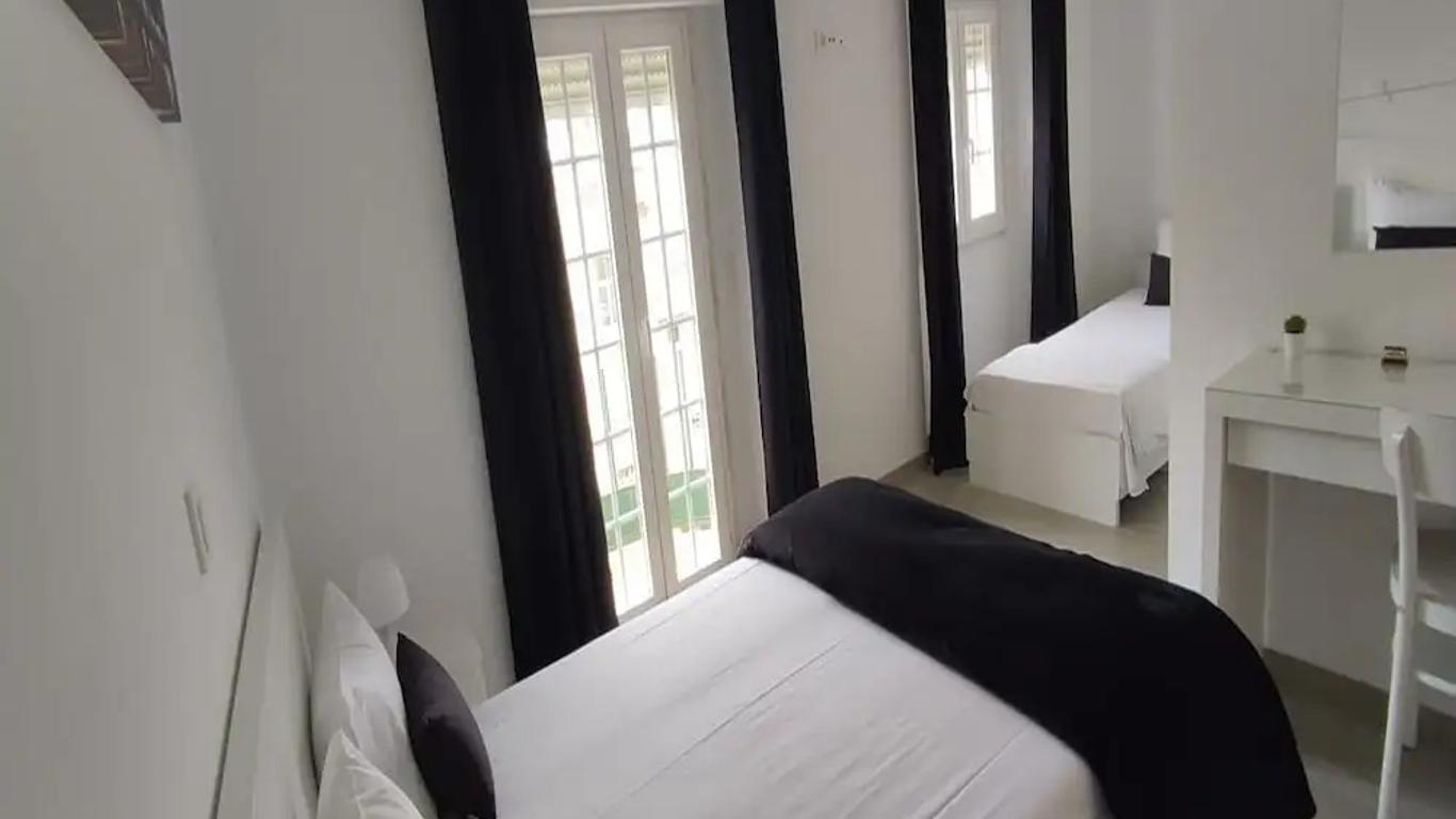 Downtown Lisbon Palma Suites by Hosty