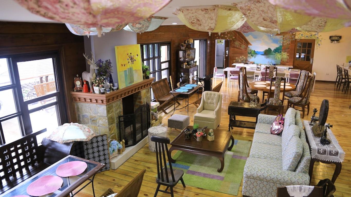 The Lakeview Suites