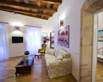 Castelletto Suites - Cagliari - Huiskamer