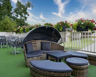 Ibis Styles Meaux Centre - Meaux - Building