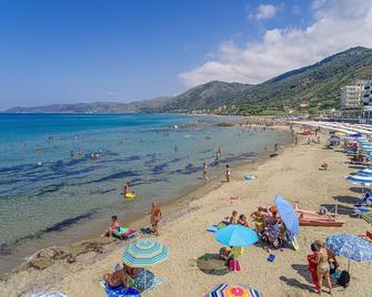 2 Bedroom Pet Friendly Apartment In Sessa Cilento - Sessa Cilento - Playa