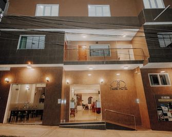 Tariri Hotel - Пукаллпа - Будівля
