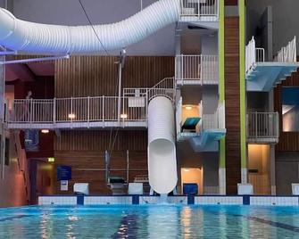 Kvåstunet - Lyngdal - Piscina
