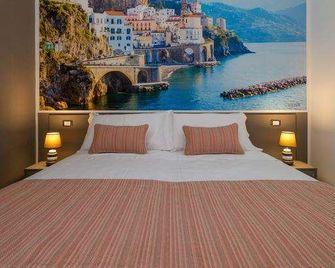 Palazzo Caracciolo del Sole - Terzigno - Bedroom