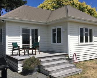 Tuki Vineyard Cottage - Havelock North - Hol