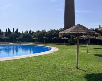 Ágora Alhambra - Atarfe - Piscina