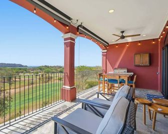 Penthouse, Beach Club, Private Patio, Bbq Grill - Brasilito - Balkon