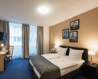 City Apart Hotel - Düsseldorf - Yatak Odası