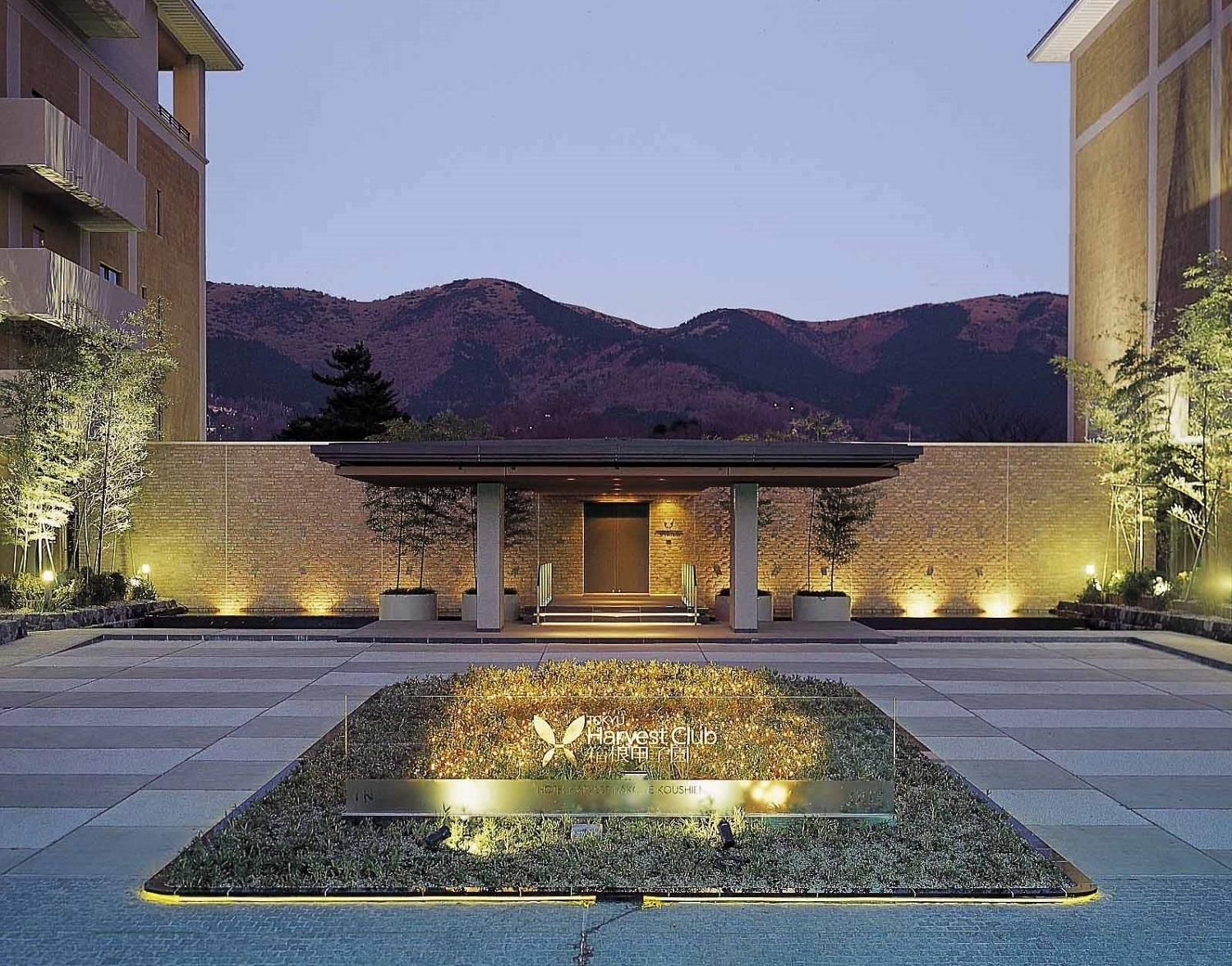 Hotel Harvest Hakone Koushien