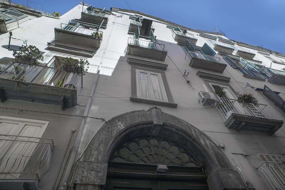 Belledonne Suite & Gallery - נאפולי - בניין