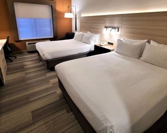 Holiday Inn Express Lordstown-Newton Falls/Warren By IHG - Newton Falls - Habitación