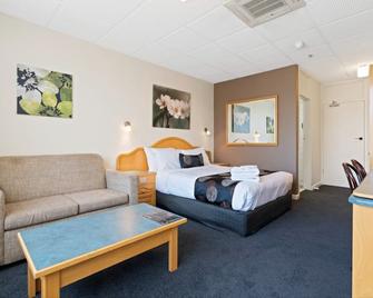 Adelaide International Motel - Glenelg - Bedroom