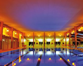 Morada Strandhotel Ostseebad Kühlungsborn - Kühlungsborn - Pool