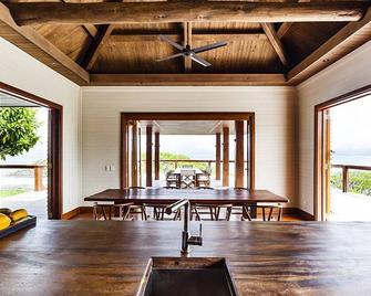Private Luxe Villa Resort with Pool on 8 Beachfront Acres - Savusavu