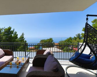 Apartments Redstone Luxury Apartments - Hvar - Balkon