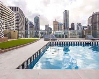 Accommodation Sydney - Hyde Park Plaza - Sydney - Pool