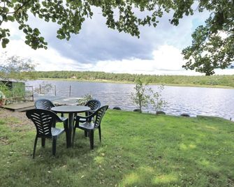 3 Bedroom Gorgeous Home in Yngsjoe - Yngsjö - Innenhof