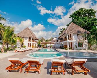 Mayai Ocean Resort - Bwejuu - Piscine