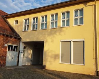 Hostel jo-si - Kamenz - Building