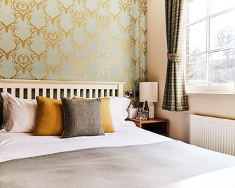 The Stag on the River - Godalming - Bedroom