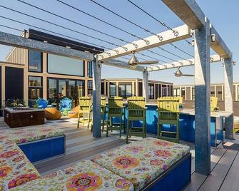 Spacious 2 King Bed Downtown Central to it All - Ann Arbor - Balcony