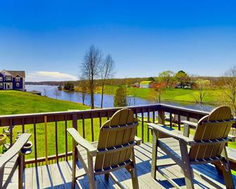 Treasured Cove - Spotsylvania - Balcony