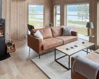 Lovely Home In Treungen - Treungen - Living room