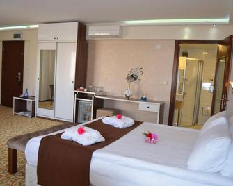 Perama Hotel - Bandirma - Habitación