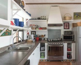 Anana Casa De Los Sueños - San Juan Cosalá - Cucina