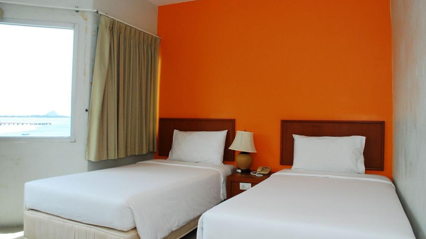 Prachuap Beach Hotel