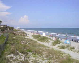 Oceanfront Condo in Myrtle Beach - Myrtle Beach - Beach