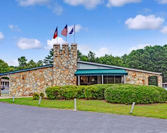 Knights Inn Austell Near Six Flags - Austell - Building
