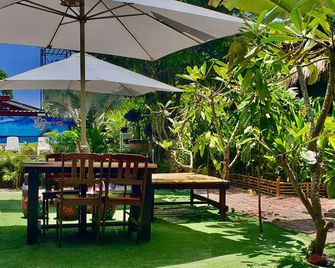 Lipe Oasis Resort - Ko Lipe - Patio