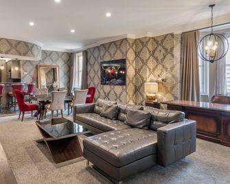 The Fort Garry Hotel, Spa and Conference Centre, an Ascend Collection Hotel - Winnipeg - Lounge