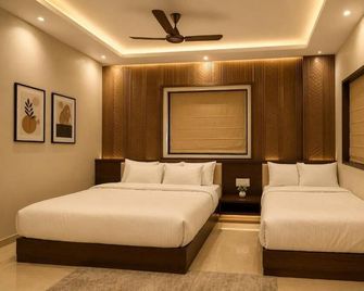 Hotel Veeratn - Kolhapur - Wohnzimmer