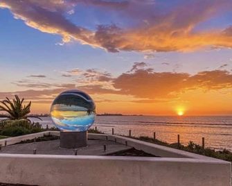 Geraldton's Ocean West - Geraldton
