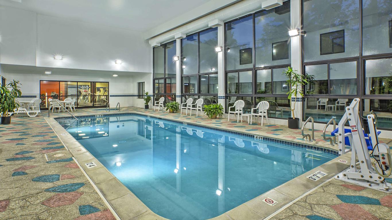 Hampton Inn Detroit/Belleville-Airport Area