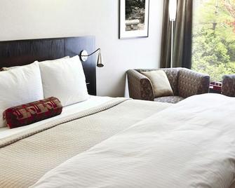 Red Carpet Motel - Knoxville - Bedroom