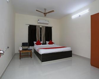 OYO 701393 Sai Corporate Inn - Bhubaneswar - Bedroom