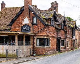 Crown and Horns Inn - Newbury