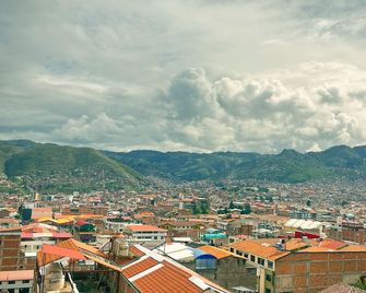 Hotel & Apartments R House Cusco - Cusco - Phòng ăn