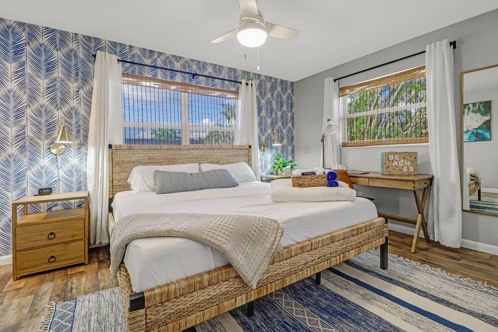 The Coastal Home- Center of Fort Myers - فورت ميرس - غرفة نوم