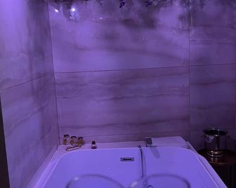 Luxy Gargano Suite - San Giovanni Rotondo - Bagno