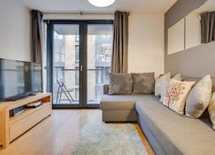 Impeccable 1-bed Apartment in Birmingham - Birmingham - Sala de estar
