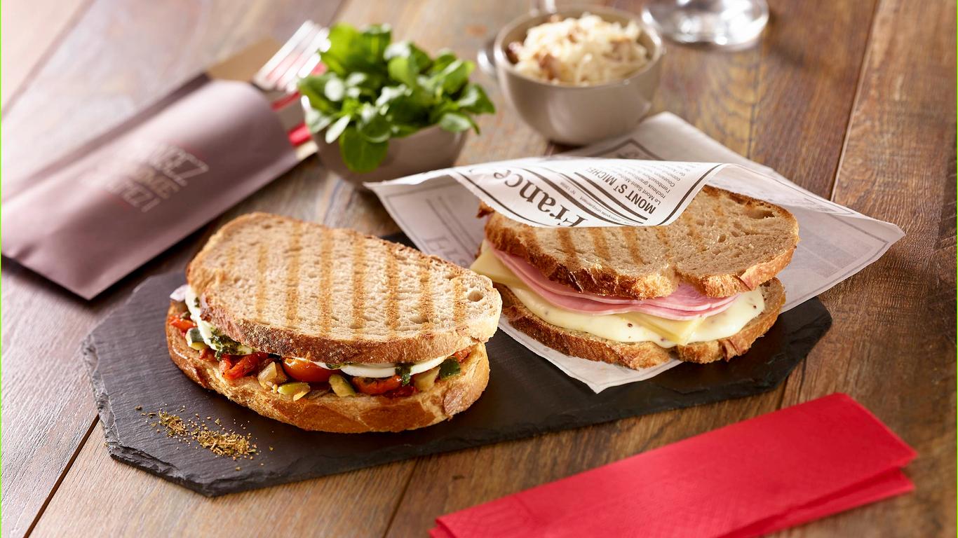 ibis Calais Car Ferry