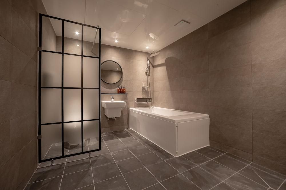 هوتل لين - بوسان - غرفة نوم