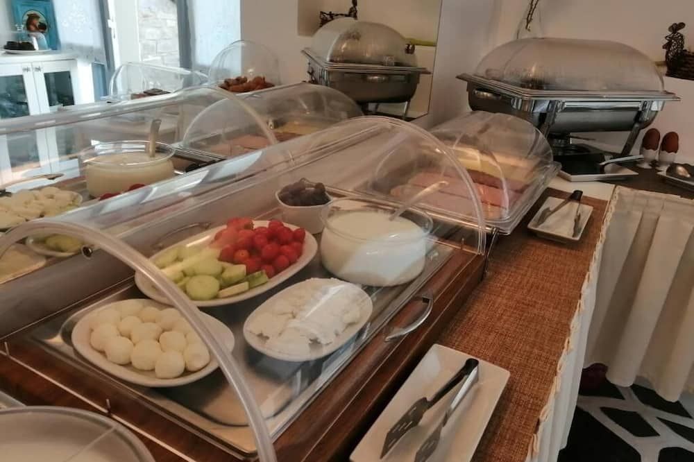 Maryo Village - Naousa - Buffet