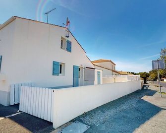 Le Repos de la Mer 900 m plage - Saint-Gilles-Croix-de-Vie - Bâtiment