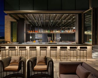 Kimpton Claret Hotel By IHG - Denver - Bar