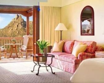 2 Bedroom Four Seasons Residence Club Scottsdale! - Carefree